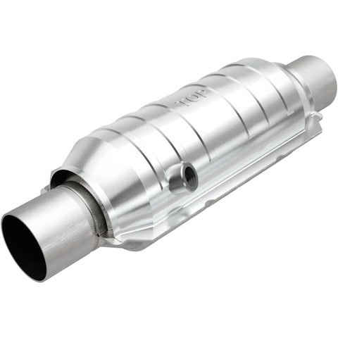 MagnaFlow Universal Catalytic Converter 2.25 OEM Angled O2 - 52325