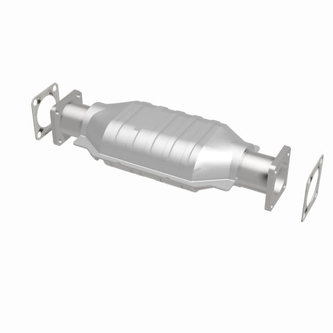 MagnaFlow Direct Fit Catalytic Converter Chevrolet-Isuzu 82 8 - 23652