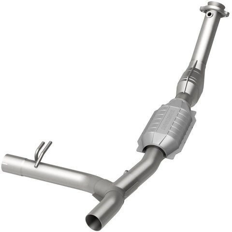 MagnaFlow Direct Fit Catalytic Converter 99-00 Ford Trucks 5.4L - 447116