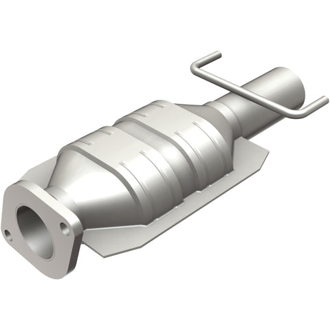 MagnaFlow Conv DF 95-02 Continental 4.6L rear - 93232