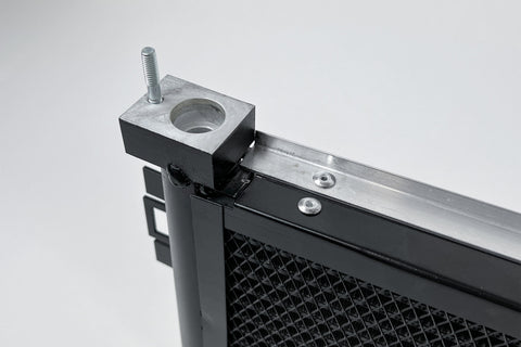 CSF G8X M3/M4/M2 High Performance Engine Oil Cooler - 8266