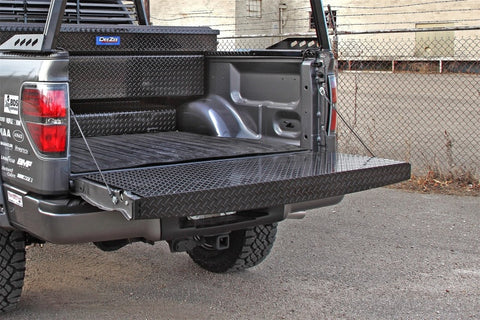 Dee Zee 14-19 Chevrolet Silverado Tailgate Protector Full Black-Tread - DZ4122B