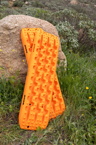DV8 Offroad DV8 Xtract Traction Boards | Pair | Orange - RTB1-02OR
