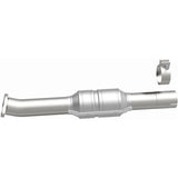 MagnaFlow Direct Fit Catalytic Converter 2010-2012 VENZA 2.7L Underbody - 52108