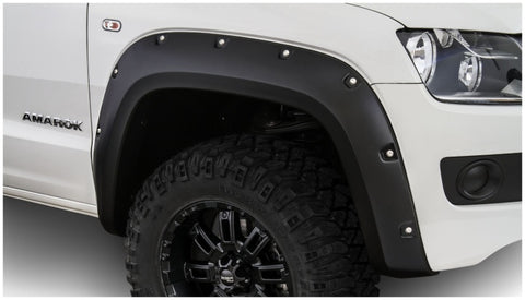 Bushwacker 11-18 Volkswagen Amarok Pocket Style Flares 2pc - Black - 171001-02