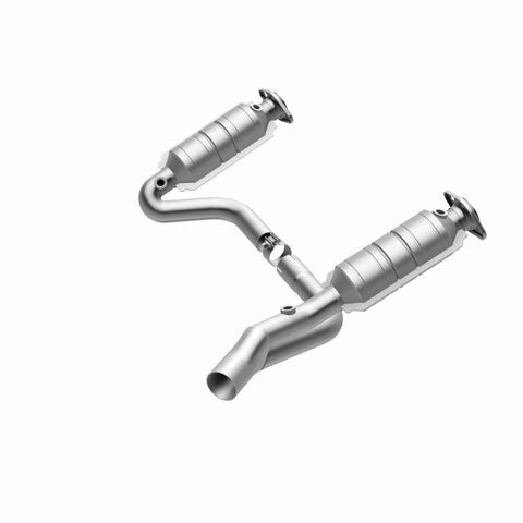 MagnaFlow Direct Fit Catalytic Converter RAIDER- 2006 8 4.7L OEM - 49463