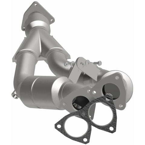 MagnaFlow Direct Fit Catalytic Converter 04-06 VW Touareg 3.2L - 51499