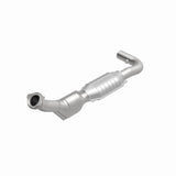 MagnaFlow Direct Fit Catalytic Converter 99-00 Ford Trucks 5.4L - 447115