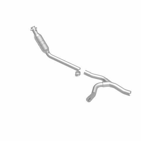 MagnaFlow Direct Fit Catalytic Converter OEM 2005 Dodge Ram 1500 Underbody - 4551024