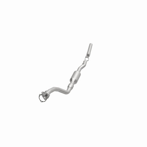 MagnaFlow Direct Fit Catalytic Converter 96-99 Audi A4/A4 Quattro 2.8L P/S (49 State) - 22963