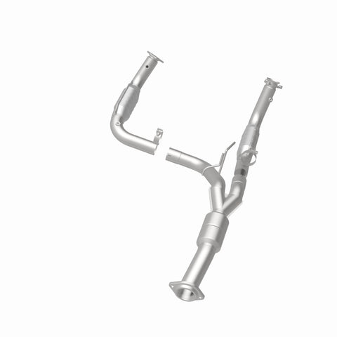 MagnaFlow Direct Fit Catalytic Converter 11-13 Chev Silverado 2500 HD/3500 HD 6.0L - 51812