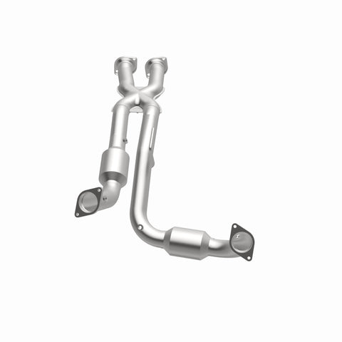 MagnaFlow Direct Fit Catalytic Converter 06-10 Jeep Grand Cherokee 6.1L - 5451046