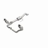 MagnaFlow Direct Fit Catalytic Converter 00-03 Durango 4WD 4.7L - 458047