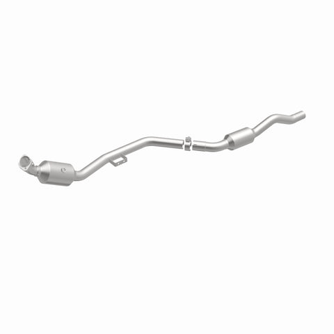 MagnaFlow Conv Direct Fit OEM 2007 Mercedes-Benz E350 Underbody - 69.125in Length - 5411666