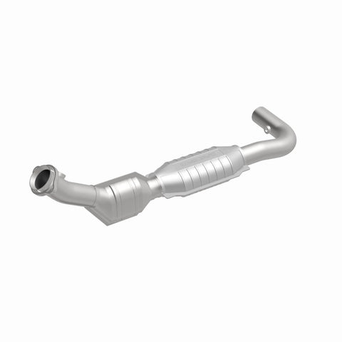 MagnaFlow Direct Fit Catalytic Converter 99-00 Ford Trucks 5.4L - 447115