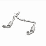 MagnaFlow 09-13 Ford E-350 Super Duty V10 6.8 OEM Underbody Direct Fit Catalytic Converter - 21-599