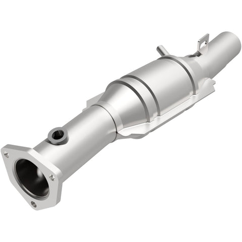 MagnaFlow Direct Fit Catalytic Converter 95 Volkswagen Golf 2.8L - 23713