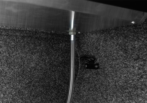 Roll-N-Lock 15-17 Ford F-150 77-3/8in E-Series Retractable Tonneau Cover - RC102E