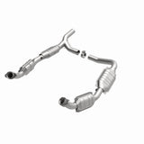 MagnaFlow Direct Fit Catalytic Converter 07-08 Ford E-150 4.6L - 51640