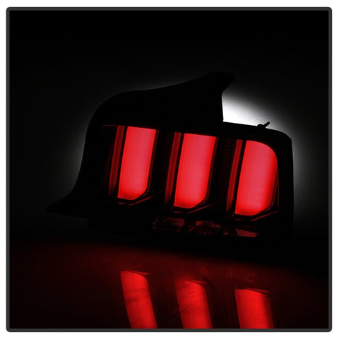 Spyder 05-09 Ford Mustang (White Light Bar) LED Tail Lights - Smoke ALT-YD-FM05V3-LED-SM - 5086709