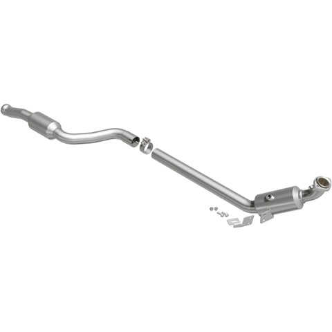 MagnaFlow Direct Fit Catalytic Converter 13-14 Mercedes-Benz GLK350 3.5L - 5561441