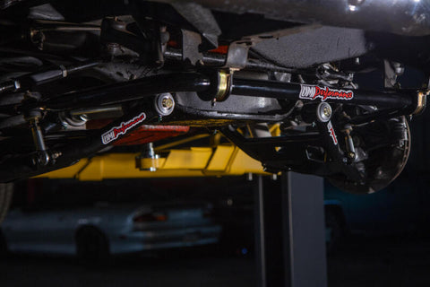 UMI Performance 73-87 GM C10 Front Sway Bar 1-3/8in tubular - 6440-B