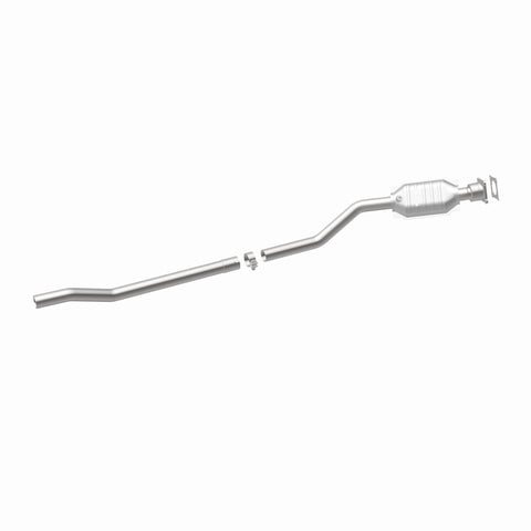 MagnaFlow Direct Fit Catalytic Converter 01-03 Caravan/Voyager 3.3L - 51155