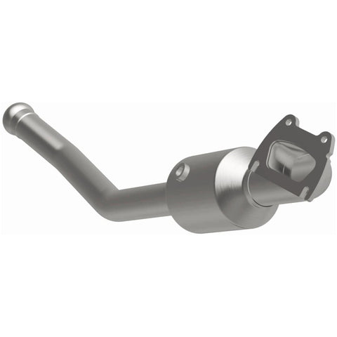MagnaFlow 13-15 Dodge Durango V6 3.6L OEM Grade / EPA Compliant Direct-Fit Catalytic Converter - 21-250