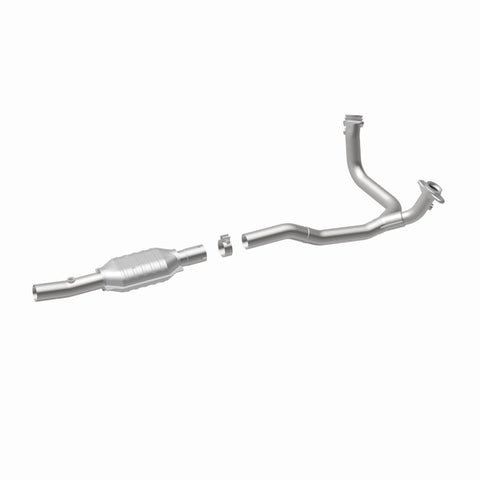 MagnaFlow Direct Fit Catalytic Converter 96 Ford E-Series Van 5.8L - 23101