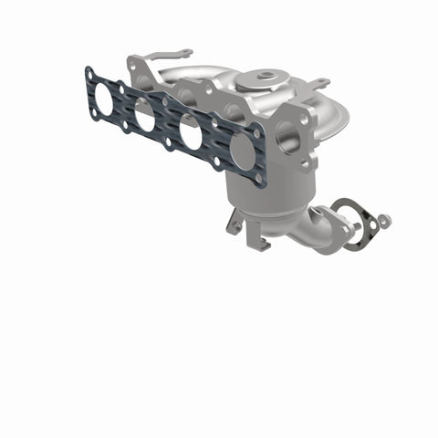 MagnaFlow Direct Fit Catalytic Converter 13-16 Hyundai Santa Fe Sport 2.4L Manifold - 52775