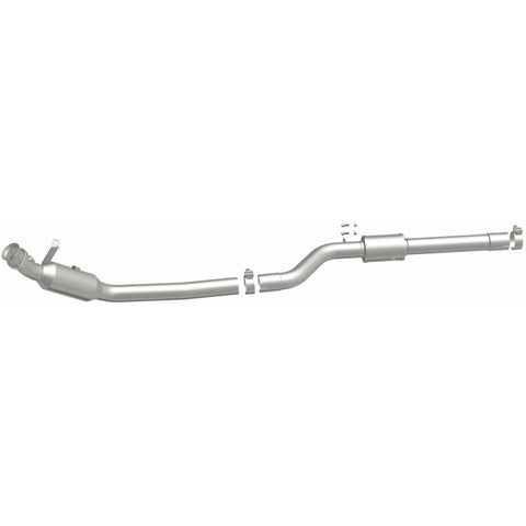 MagnaFlow Direct Fit Catalytic Converter 2013-2017 SL550 V8 4.6 OEM Underbody - 21-571
