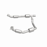 MagnaFlow Direct Fit Catalytic Converter 05-06 Ford E-350 Super Duty 5.4L - 5481439