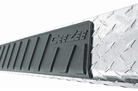 Dee Zee Universal Tubes - 6In Oval - Black Tread Aluminum (RegCab) - DZ16402
