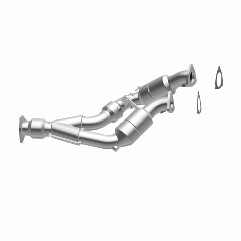 MagnaFlow Direct Fit Catalytic Converter 04-06 VW Touareg 3.2L - 51499
