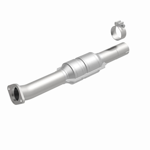 MagnaFlow Direct Fit Catalytic Converter 2010-2012 VENZA 2.7L Underbody - 52108