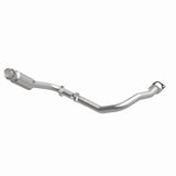 MagnaFlow Direct Fit Catalytic Converter 10-13 Land Rover LR4 V8 5.0L OEM Underbody - 21-532