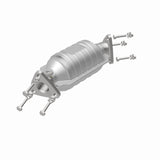 MagnaFlow Direct Fit Catalytic Converter 99-02 Nissan Frontier / 00-04 XTerra 3.3L (Calif) - 447196