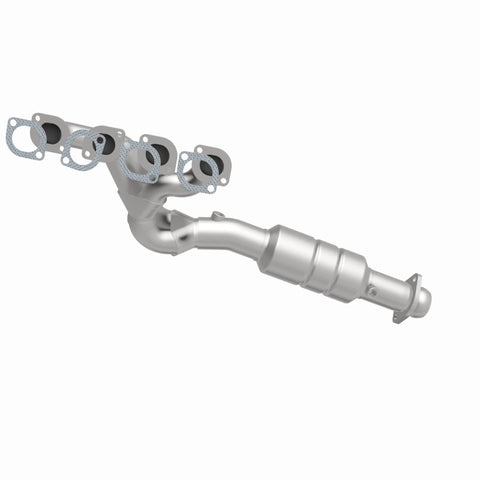 MagnaFlow Direct Fit Catalytic Converter 02-03 BMW 745i 4.4L - 24194