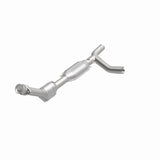 MagnaFlow Direct Fit Catalytic Converter 01-03 Ford E150 4.2L P/S - 447159