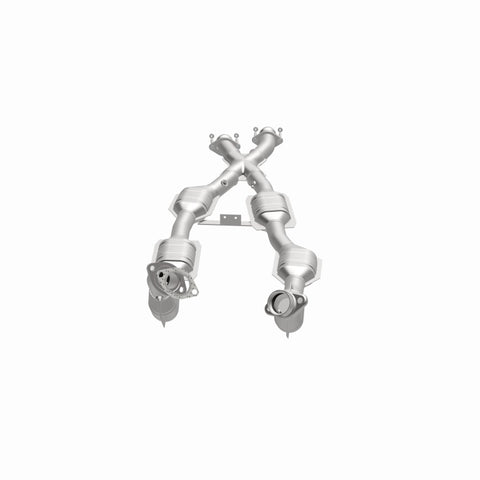 MagnaFlow Direct Fit Catalytic Converter 96-98 Mustang 4.6L 6-Cats - 93348