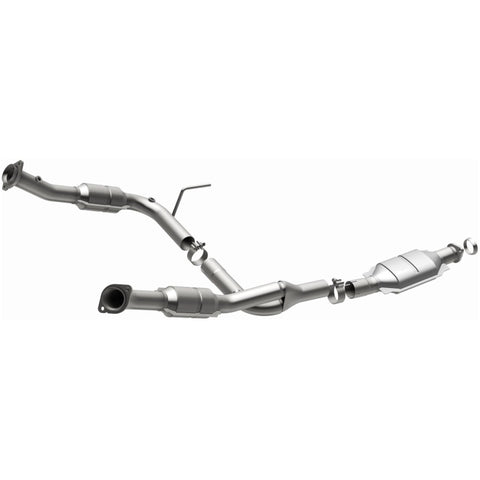 MagnaFlow Direct Fit Catalytic Converter Explorer 02-04 4.6L OEM - 49404