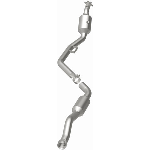 MagnaFlow Direct Fit Catalytic Converter OEM 2007 Mercedes-Benz E350 Underbody - 67.5in Length - 5411665