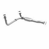 MagnaFlow Converter Direct Fit California Grade 96-99 GM K/C 1500/2500 5.0L V8/4.3L V6 - 4451457
