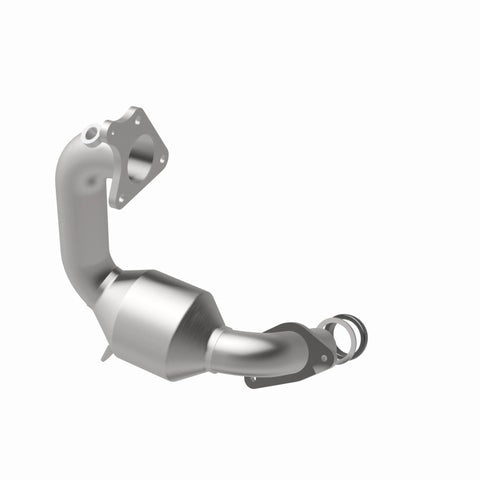 MagnaFlow Direct Fit Catalytic Converter 2011-2015 Juke L4 1.6 OEM Underbody - 52438