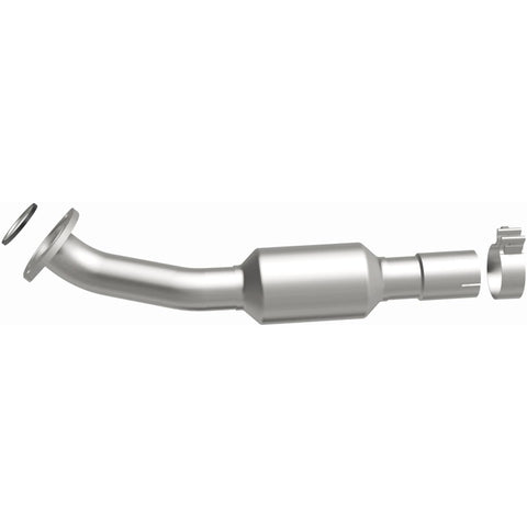 MagnaFlow Direct Fit Catalytic Converter 09-12 Toyota RAV4 2.5 3.5 Underbody - 52544