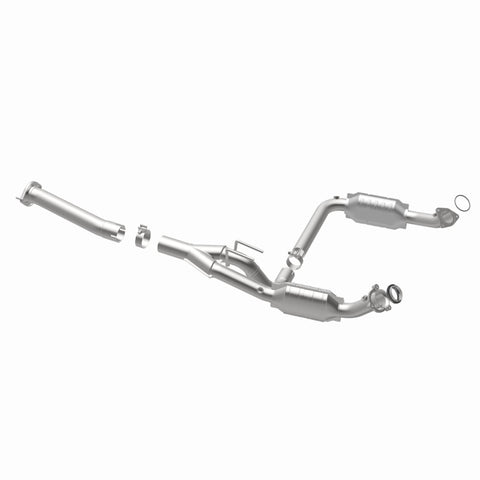MagnaFlow Direct Fit Catalytic Converter 03- Chevy Express 4.3L/5.4L - 24081