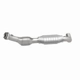 MagnaFlow Direct Fit Catalytic Converter 97-98 Ford Trucks 4.6L - 447133