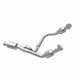 MagnaFlow 14-15 Chevrolet Silverado 1500 Underbody 4.3L / 5.3L Direct-Fit Catalytic Converter - 280424