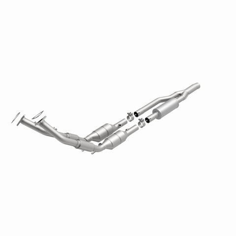 MagnaFlow Direct Fit Catalytic Converter TT QUATTRO-08 3.2L OEM - 49716