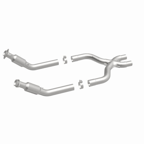 MagnaFlow 13-14 Ford Mustang 5.8L OEM Underbody Direct Fit EPA Compliant Catalytic Converter - 21-625